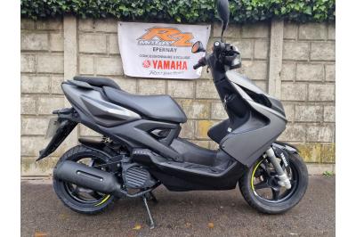 YAMAHA AEROX 4
