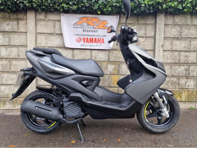 YAMAHA AEROX 4