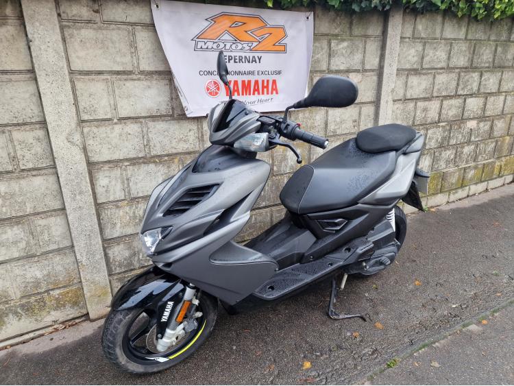 YAMAHA AEROX 4
